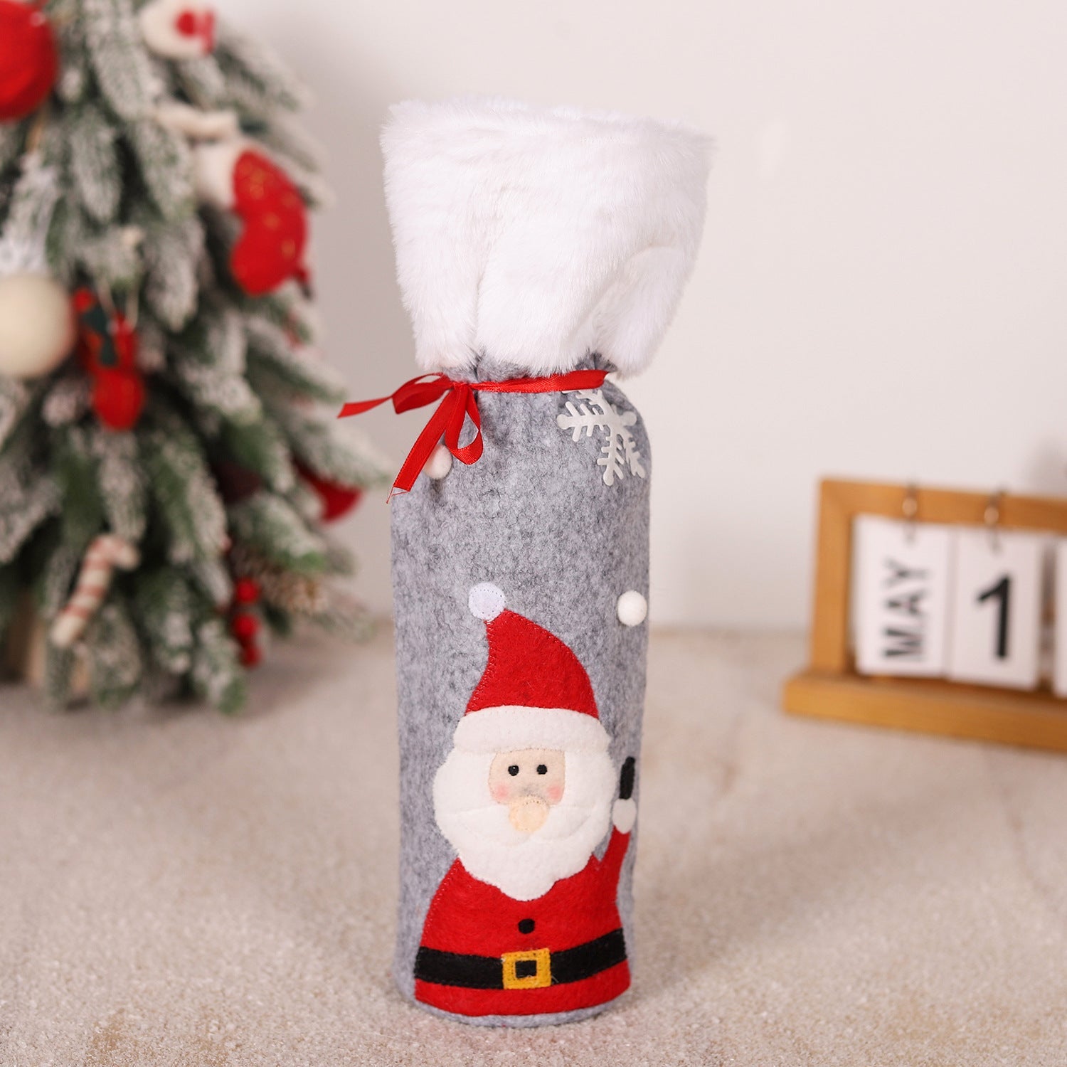Festive Red Wine Bottle Covers Gift Set | Elderly, Snowman & Elk Household Decor eprolo